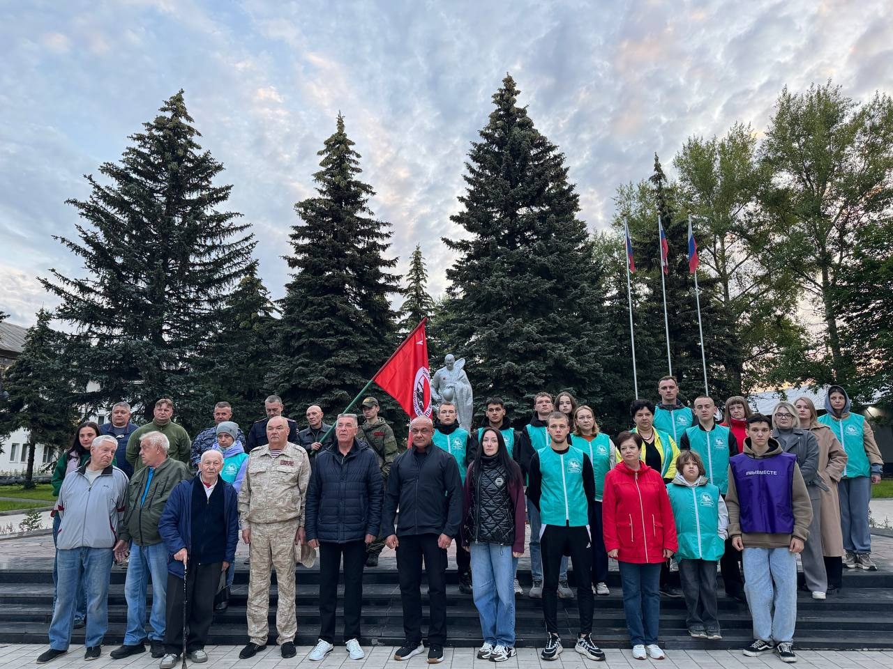 22 июня, в День памяти и скорби, в Ясногорске прошли мероприятия в память о жертвах Великой Отечественной войны..